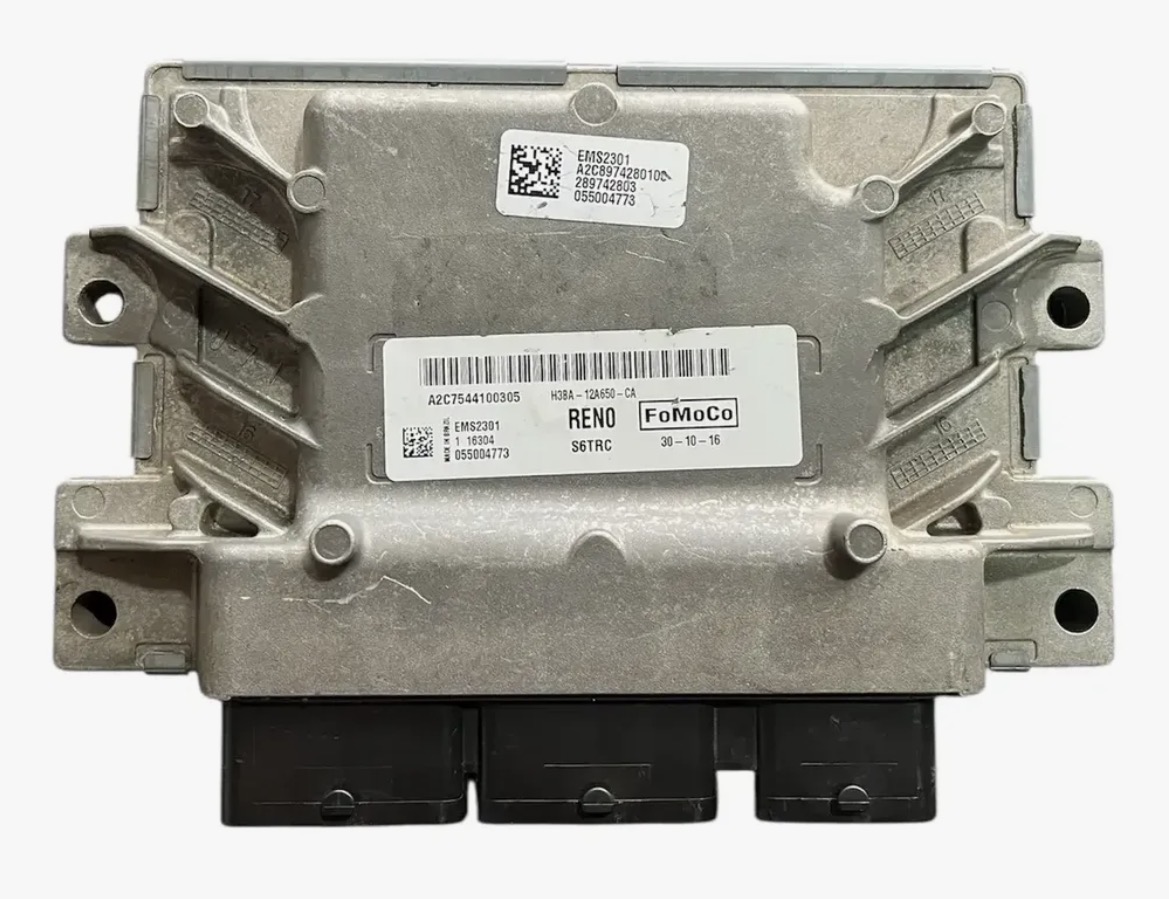 ECU FoMoCo EMS2301 utilizada no Ford Ka do caso apresentado.
