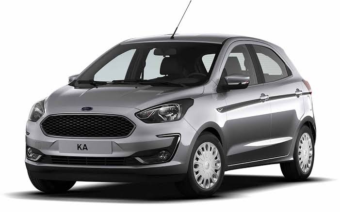 Ford Ka utilizado como referência para o procedimento de recuperação.